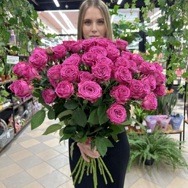 Букет из 15 кустовых пионовидных роз 80см