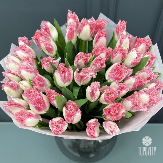Букет из 45 розовых сортовых тюльпанов