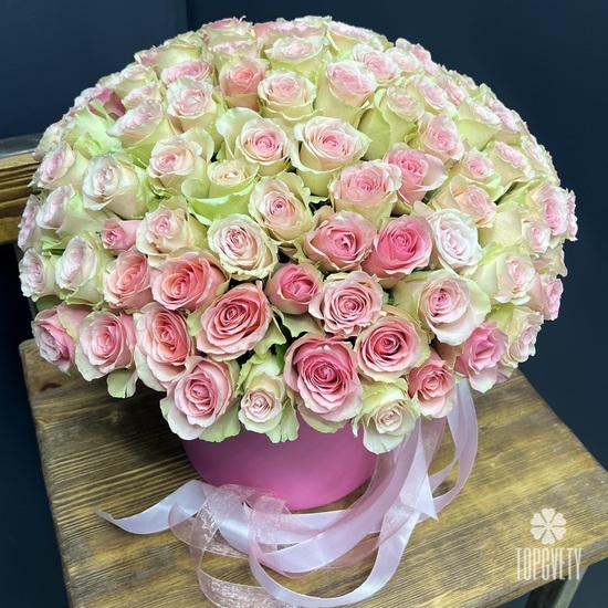 Композиция  из 151 розовой розы в коробке