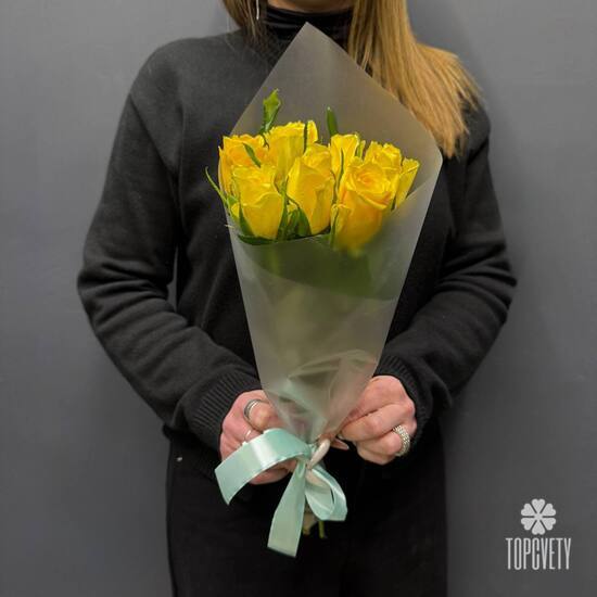 Букет из 7 жёлтых роз Кения 35см