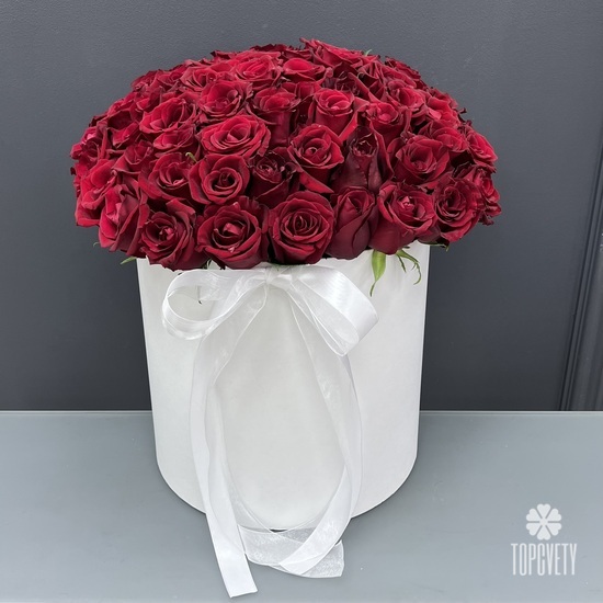 Композиция из 101 красной розы в коробке