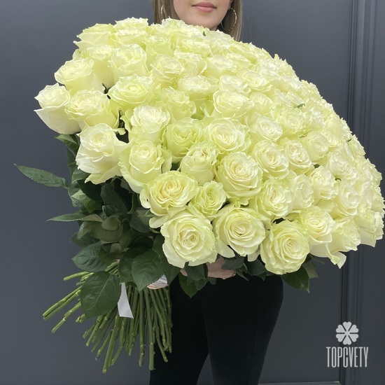Букет из 101 белой розы Мондиаль 70см